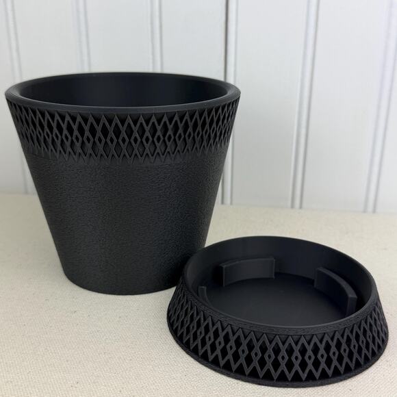 The Shift Planter, Indoor Flower Pot, Tabletop Planter, Textured Diamond Pattern - Picture 7 of 10